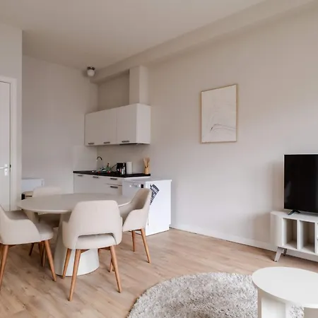 Modern & Comfortable 1-bedroom Flat * Rotterdam