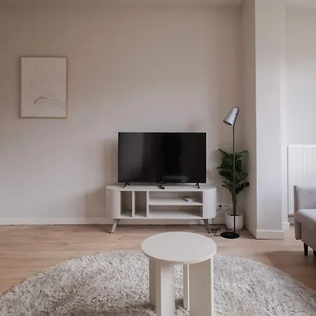 Modern & Comfortable 1-bedroom Flat Διαμέρισμα Ρότερνταμ