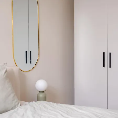 Modern & Comfortable 1-bedroom Flat Διαμέρισμα Ρότερνταμ