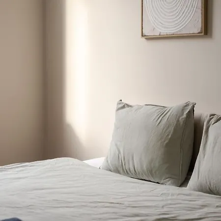 Modern & Comfortable 1-bedroom Flat