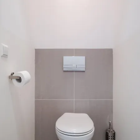 Modern & Comfortable 1-bedroom Flat Apartment